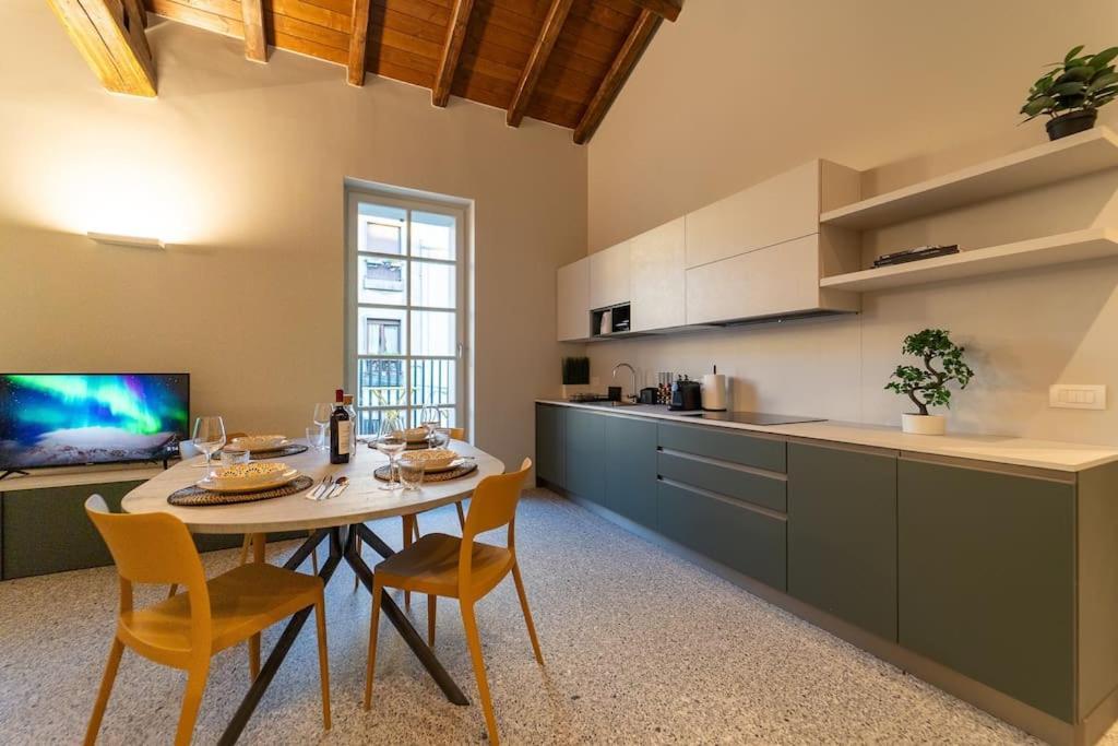 科莫Elegante Loft A 200 A Metri Dal Duomo公寓 外观 照片
